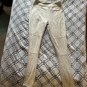 Gymshark Fashion leggings size medium cream
